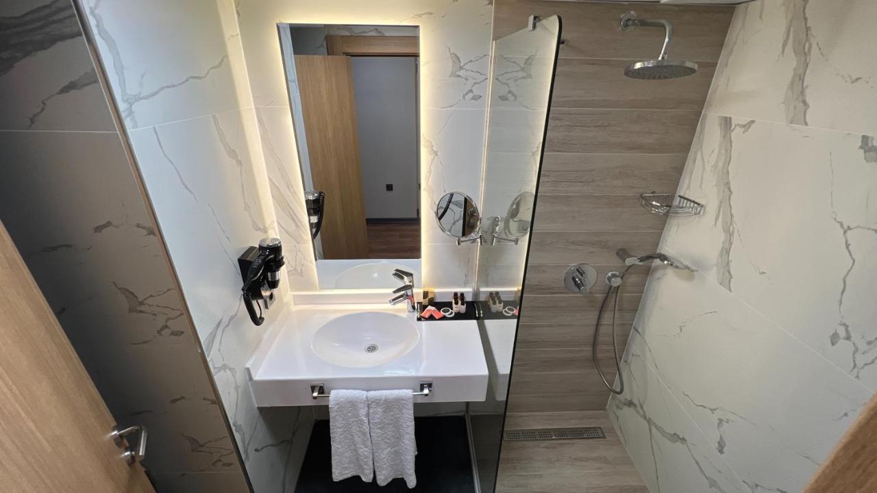 Nira Boutique Hotel Ankara Dış mekan fotoğraf